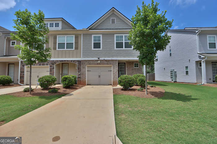 photo 1: 5238 Mill Way, Stone Mountain GA 30083