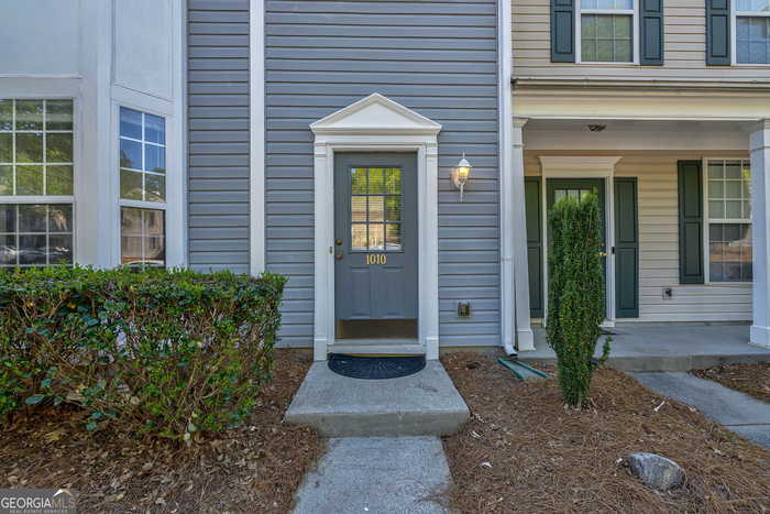 photo 2: 1010 Whitestone Ridge, Alpharetta GA 30005