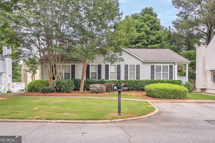 photo 1: 3385 Spring Harbour Drive, Atlanta GA 30340