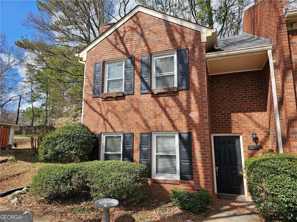 photo 2: 3177 Corner Oak Drive, Peachtree Corners GA 30071