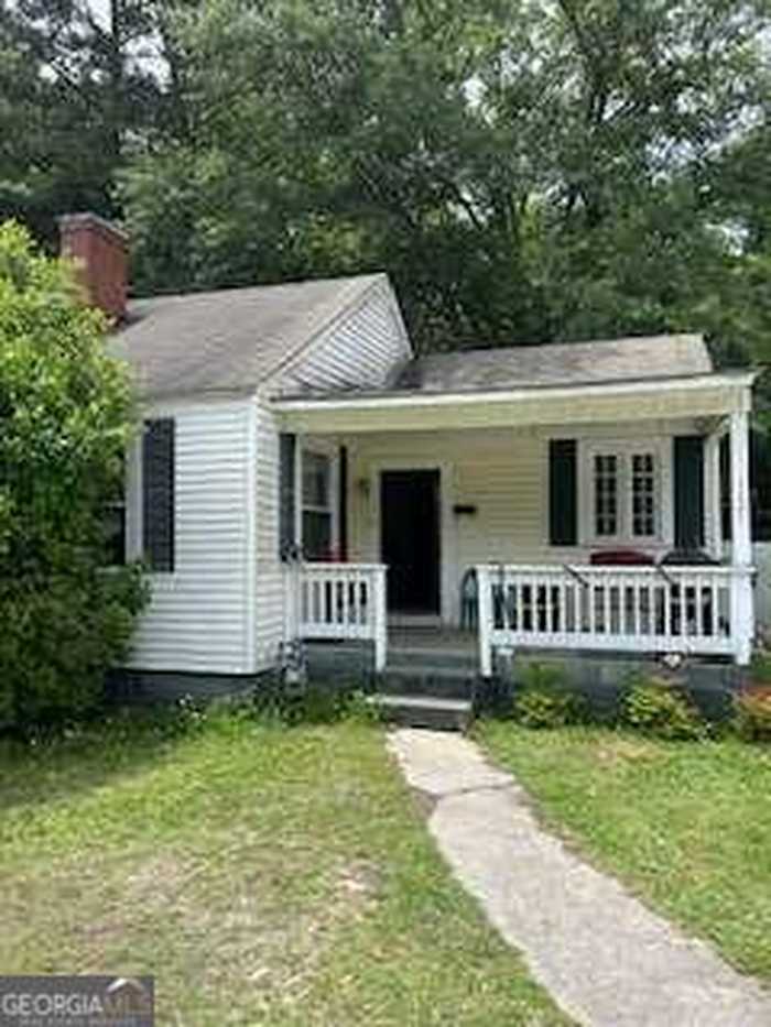 photo 1: 1121 Mimosa Drive, Macon GA 31204