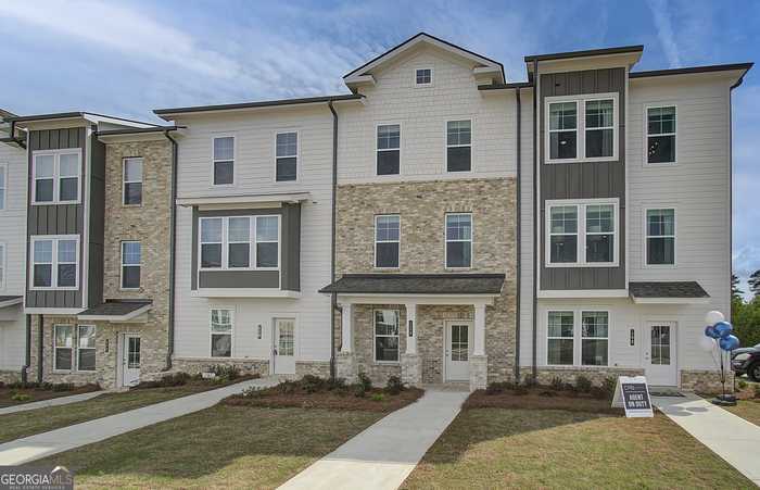 photo 1: 213 Daybreak Lane Unit 38, Newnan GA 30265