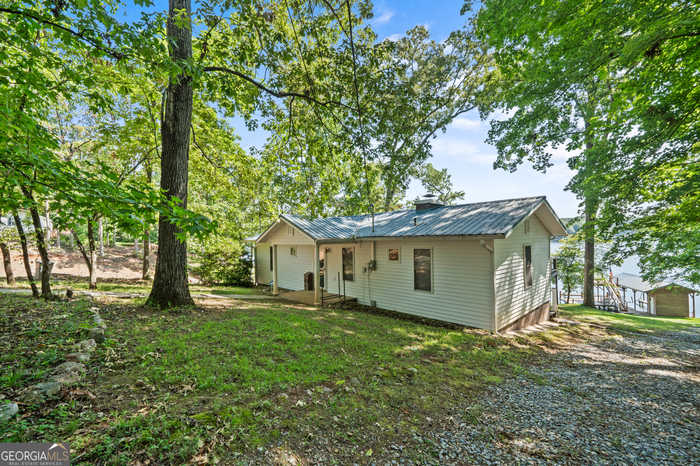 photo 2: 183 Pinewood Drive, Eatonton GA 31024