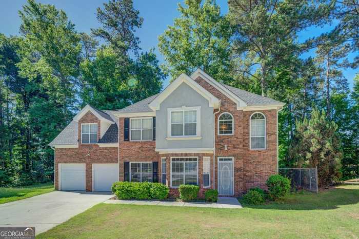 photo 2: 325 Derby Drive, Riverdale GA 30274