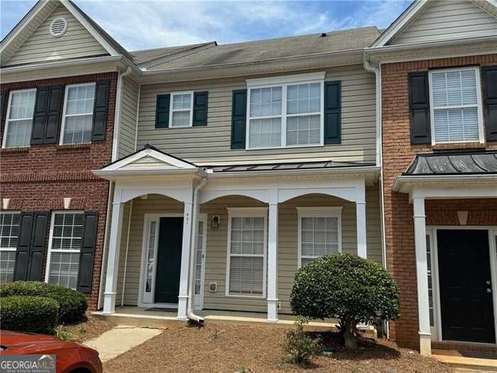 photo 1: 621 Kenridge Way Unit 0, Suwanee GA 30024