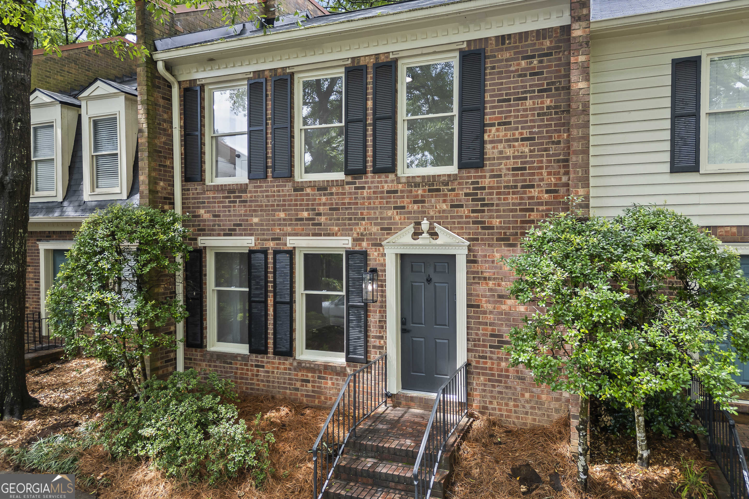 photo 2: 9 Pendleton Place NE, Atlanta GA 30342