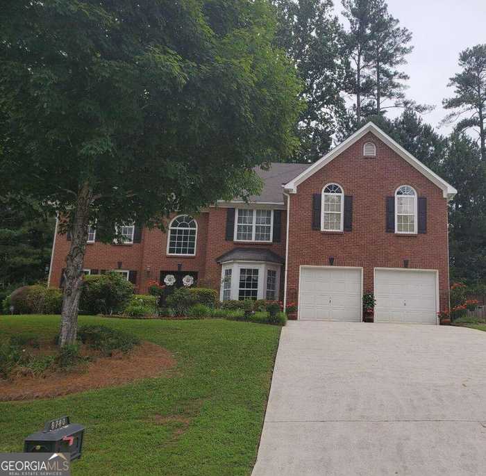 photo 1: 6780 Devon Trace, Stone Mountain GA 30087