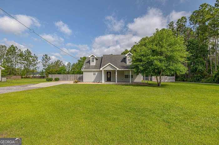 photo 1: 353 Ratcliffe Road, Brunswick GA 31523