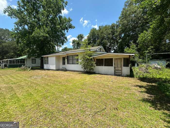 photo 1: 2045 Pittman Avenue, Valdosta GA 31601