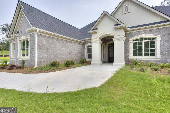 photo 2: 2006 Fontainbleau Drive, Conyers GA 30094