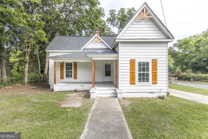 photo 1: 309 E Mary Street, Dublin GA 31021