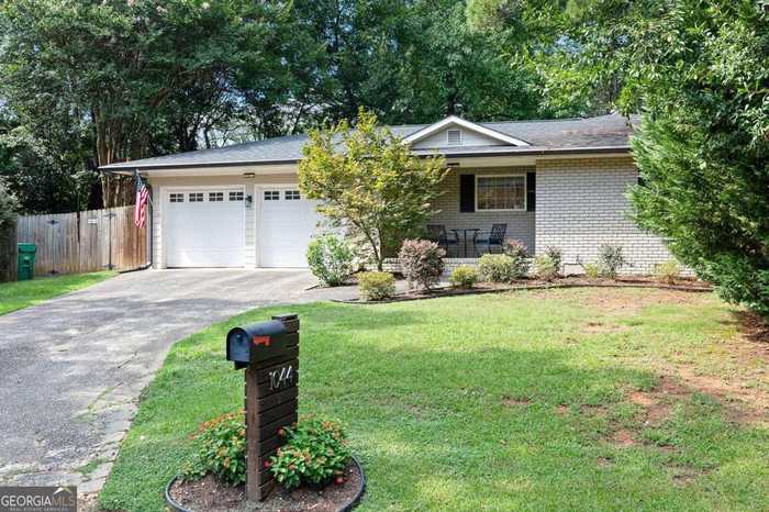 photo 1: 1044 Pine Grove Avenue NE, Brookhaven GA 30319