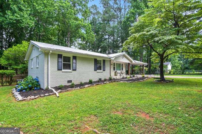 photo 1: 2810 Wood Forest Road, Marietta GA 30066