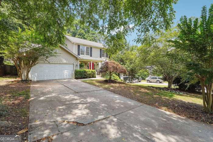 photo 2: 110 Summer Crest Court, Alpharetta GA 30022