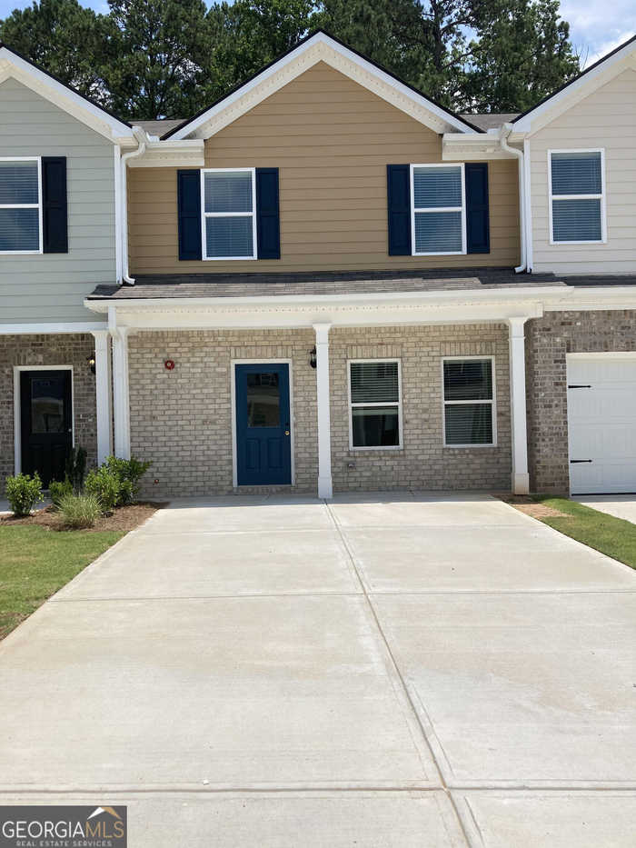 photo 1: 8678 Lakeview Commons Unit LOT 42, Jonesboro GA 30238