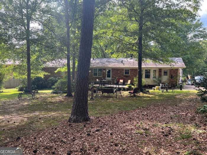 photo 2: 1631 Wesleyan Hills Drive, Macon GA 31210