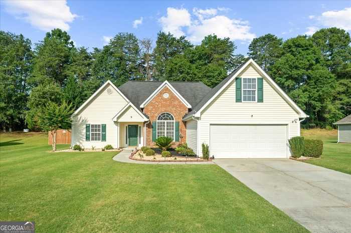 photo 1: 514 Hamlet Drive, Loganville GA 30052