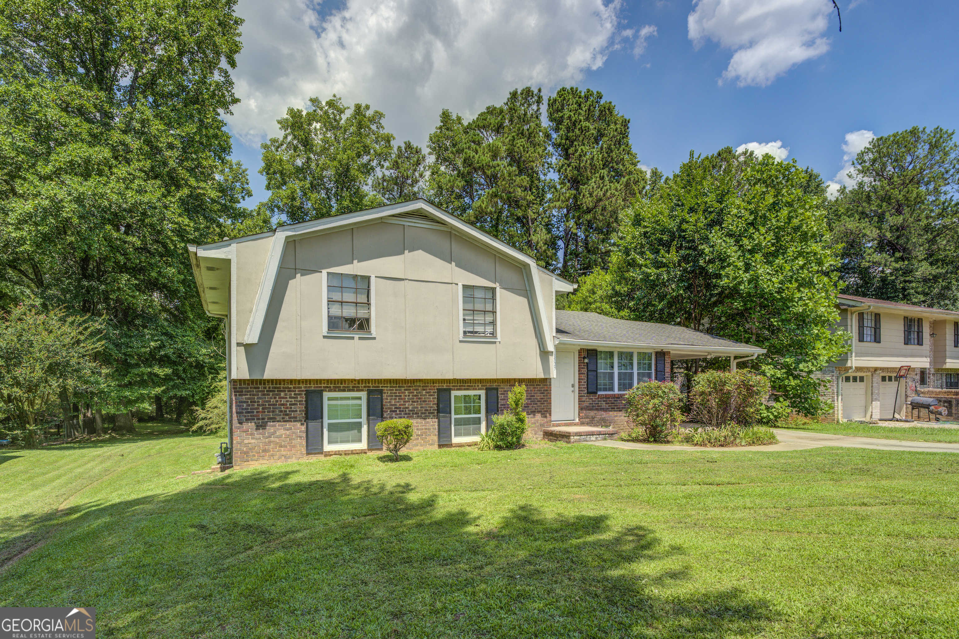 photo 2: 6527 Cameron Road, Morrow GA 30260