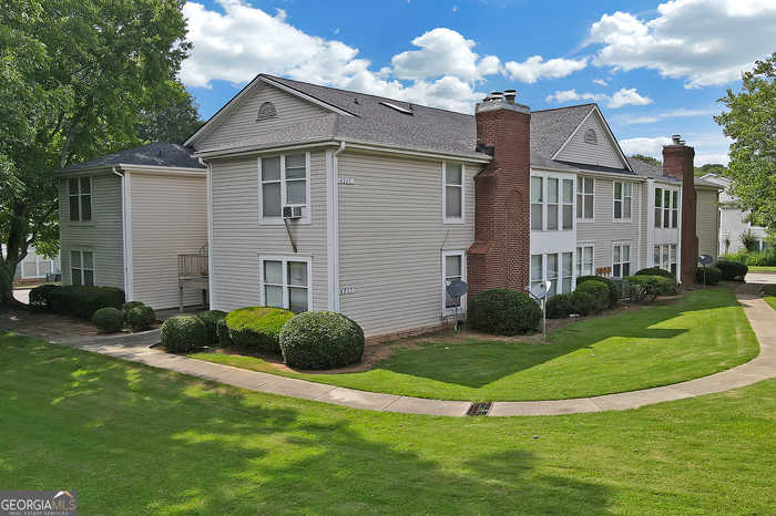 photo 1: 4263 Parkview Court, Stone Mountain GA 30083