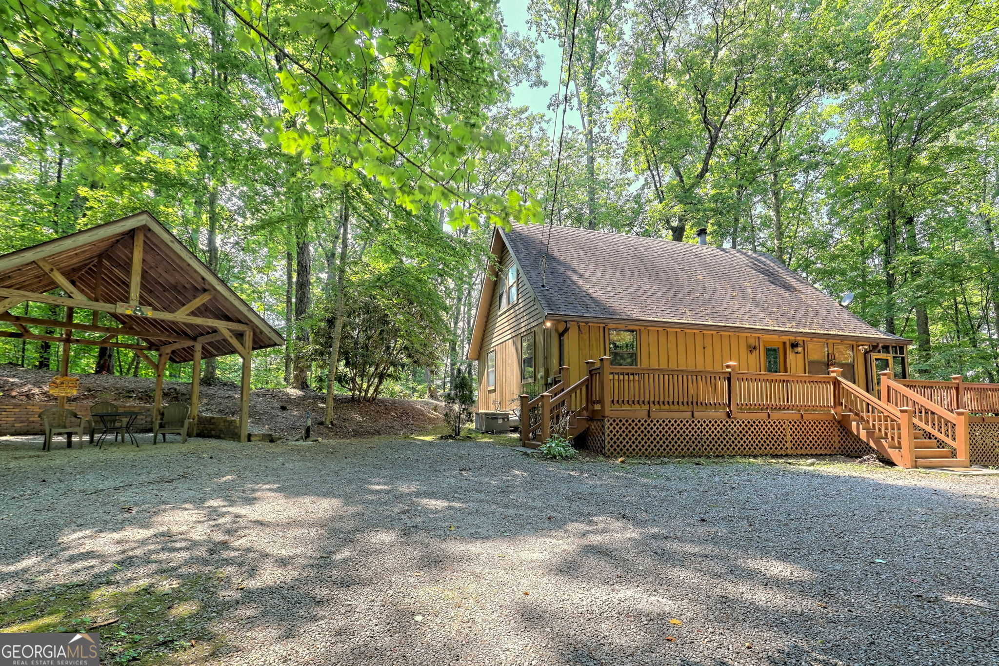 photo 1: 848 Hawkeye Trail, Rabun Gap GA 30568