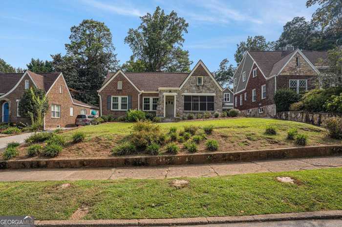 photo 1: 1165 Reeder Circle NE, Atlanta GA 30306