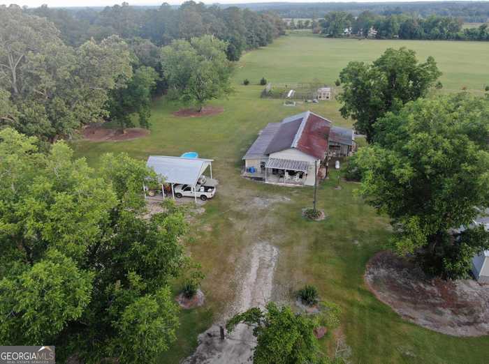 photo 2: 152 Parrish Road, Rhine GA 31077