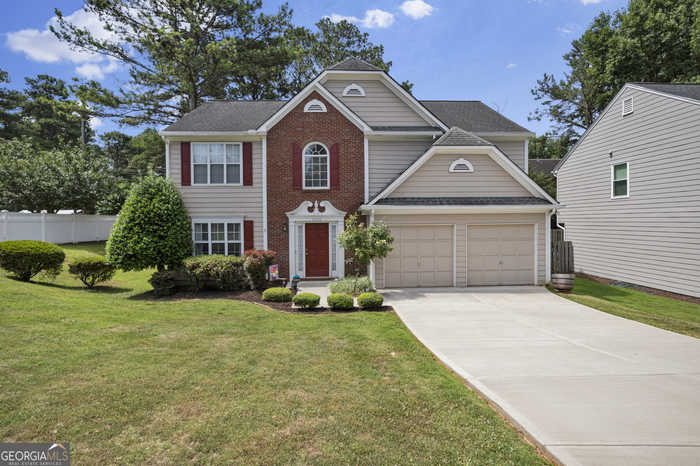 photo 1: 1005 Hidden Pond Lane, Roswell GA 30075