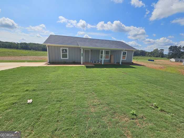 photo 1: 1005 Hendricks Street Unit 6, Bowman GA 30624