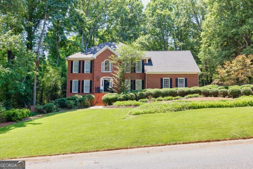 photo 1: 135 Oakbend Court, Athens GA 30606