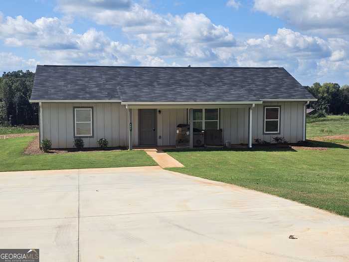 photo 1: 267 West Hendricks Street Unit 11, Bowman GA 30624