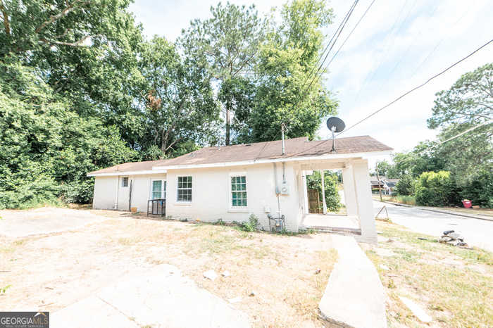 photo 1: 1442 Brentwood Avenue, Macon GA 31204