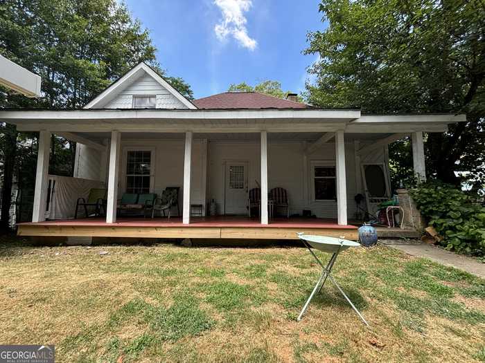 photo 1: 1090 Forest Avenue, Stone Mountain GA 30083