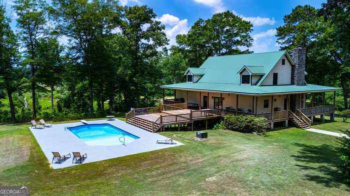 photo 1: 6883 Rock Mills Road, Franklin GA 30217