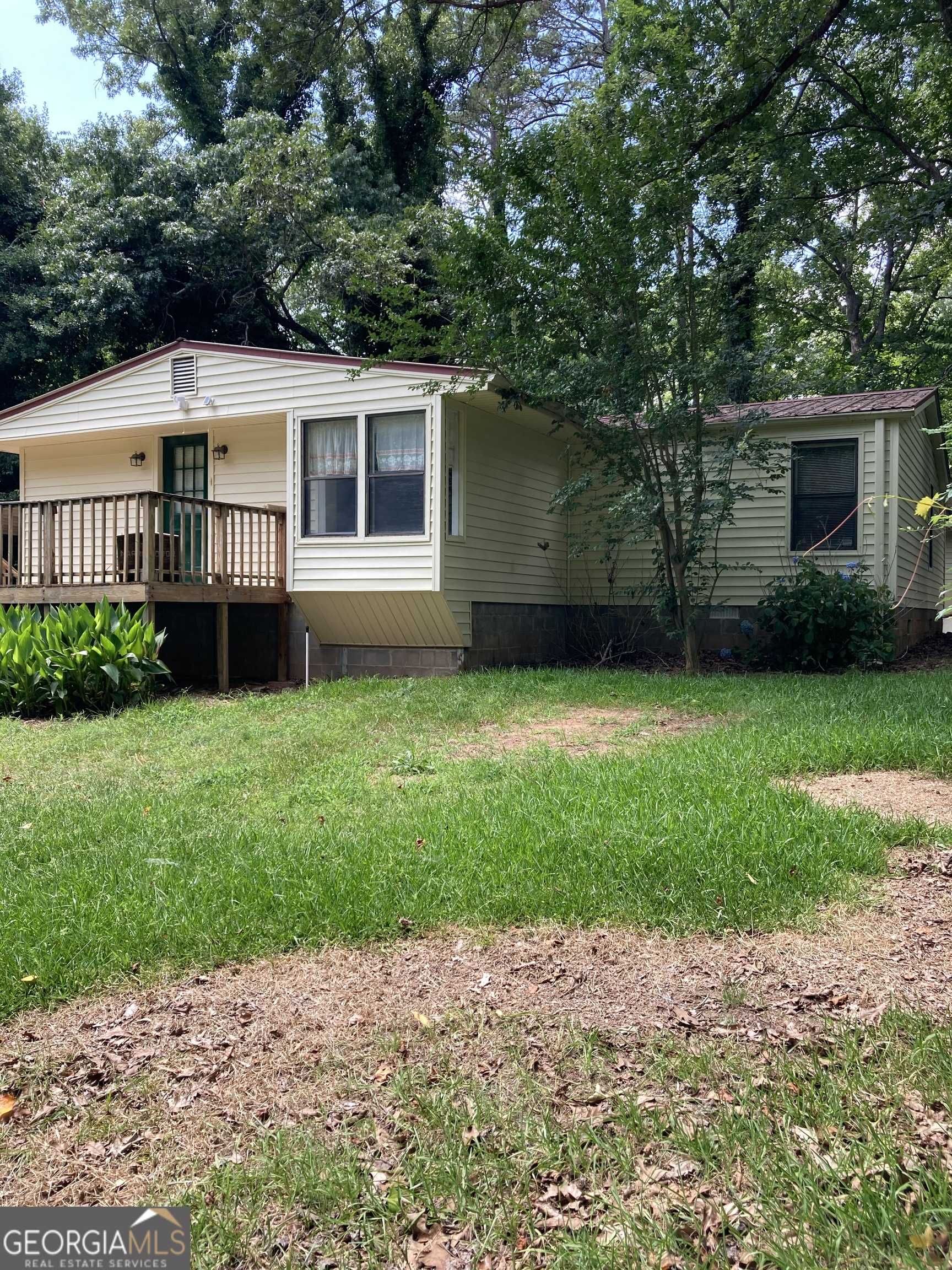 photo 2: 440 Lewis Drive, Lavonia GA 30553