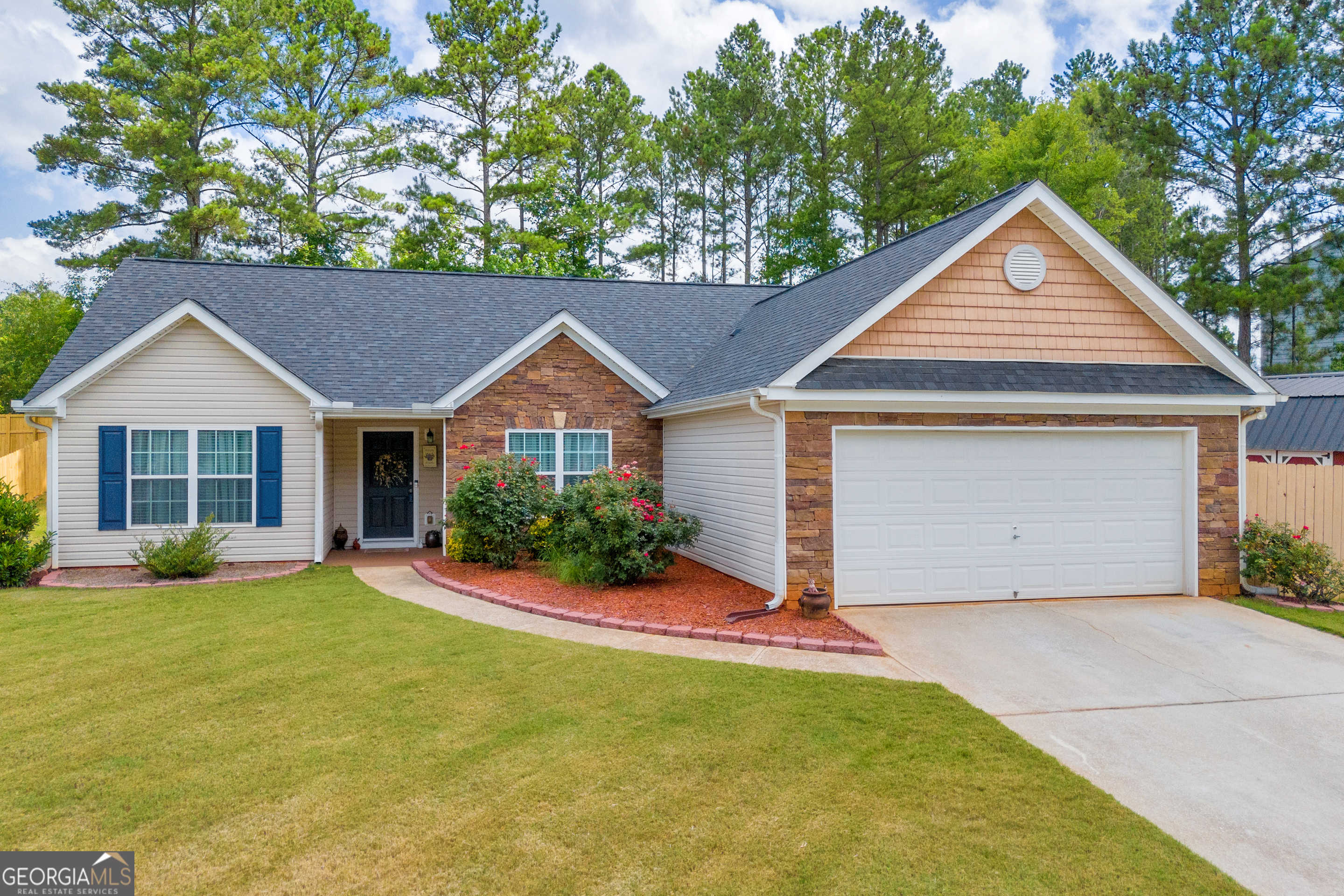 photo 1: 738 Jackson Court, Social Circle GA 30025