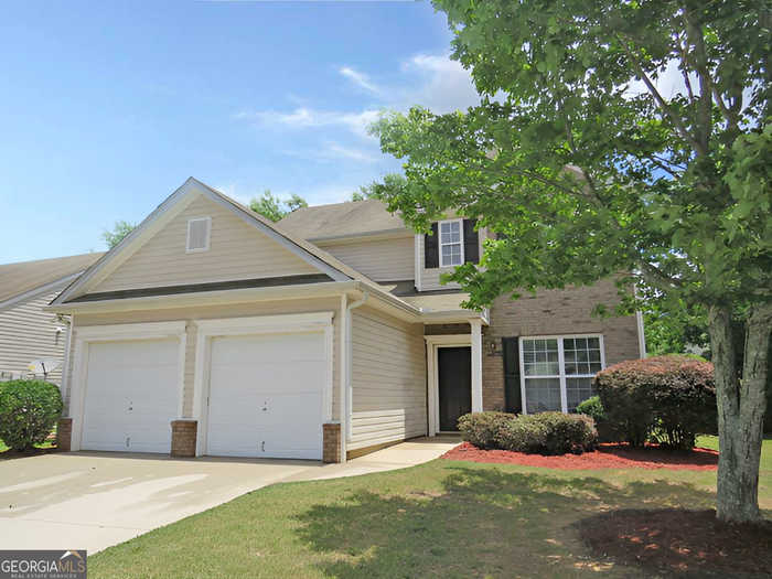 photo 1: 3672 Tullamore Lane, Snellville GA 30039