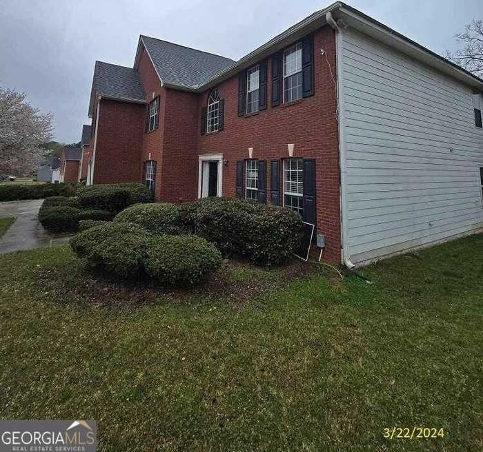 photo 2: 3334 Waldrop Farms Way, Decatur GA 30034