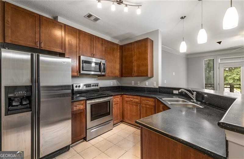 photo 3: 400 17th Street NW Unit 2213, Atlanta GA 30363