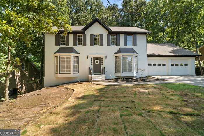 photo 1: 445 Bellflower Court, Roswell GA 30076