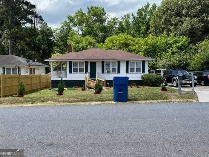 photo 1: 115 Kentucky Circle, Athens GA 30605