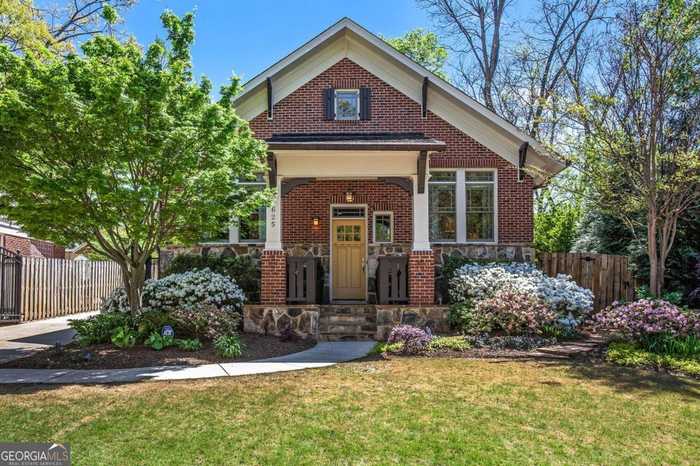 photo 2: 625 Elmwood Drive NE, Atlanta GA 30306