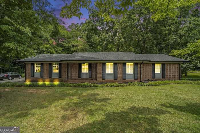 photo 2: 114 Sunrise Strip, Carrollton GA 30117