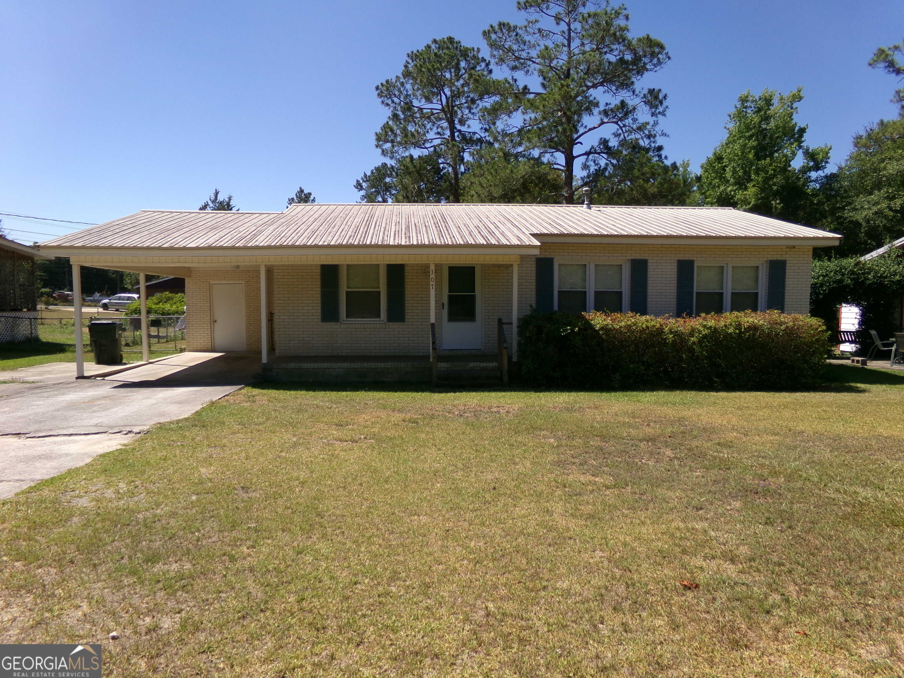 photo 1: 307 PRATT AVENUE, Swainsboro GA 30401