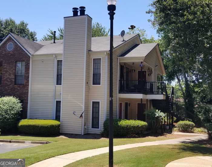 photo 1: 540 Windchase Lane, Stone Mountain GA 30083