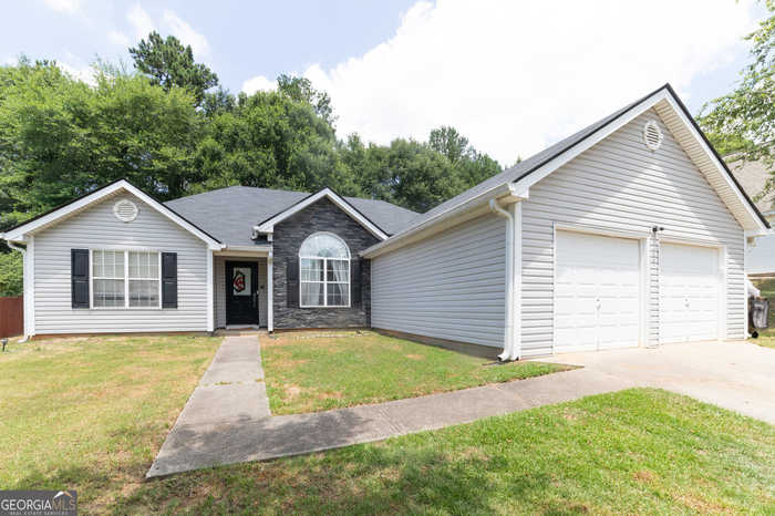 photo 1: 857 Kendall Park Drive, Winder GA 30680