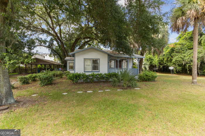 photo 2: 98 Atlantic Drive, St. Simons GA 31522