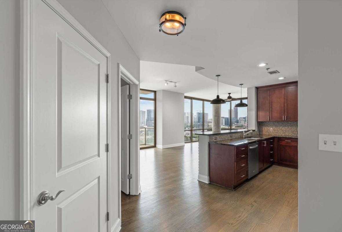 photo 2: 270 17th Street NW Unit 2101, Atlanta GA 30363