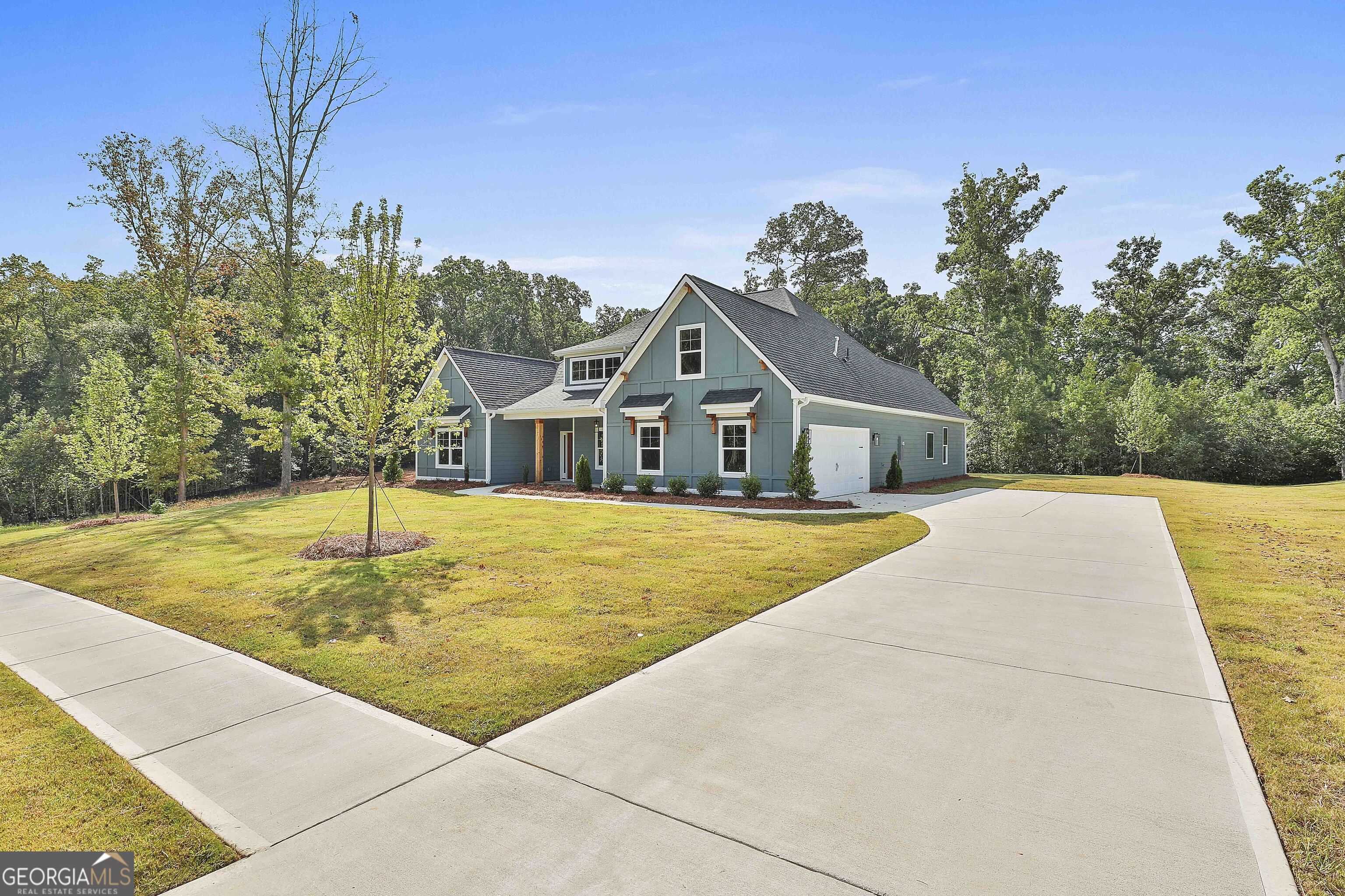 photo 2: 82 Atlantica Drive Unit 26, Newnan GA 30263