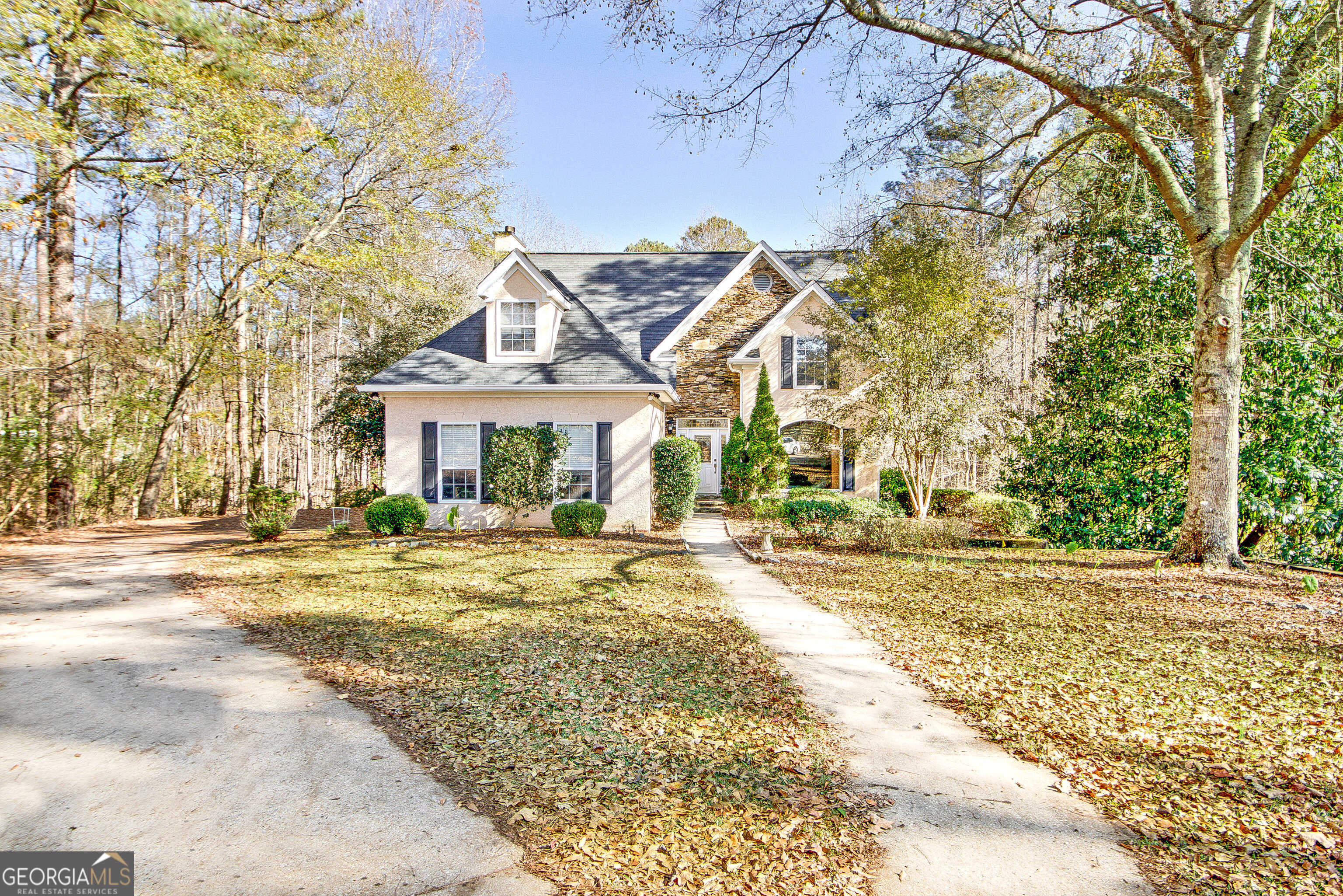 photo 1: 671 Happy Valley Circle, Newnan GA 30263