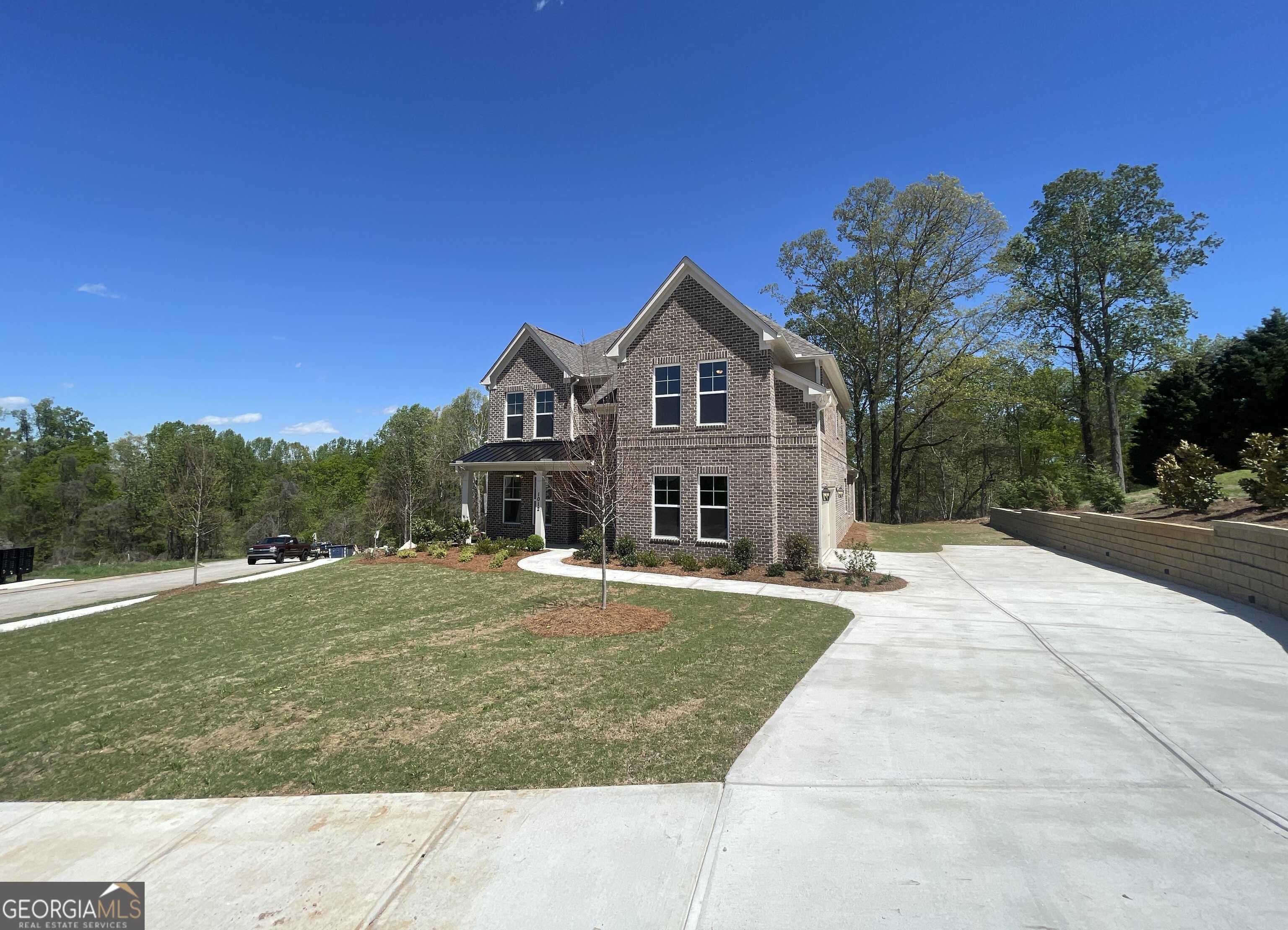 photo 2: 1012 Harbour Drive, Villa Rica GA 30180